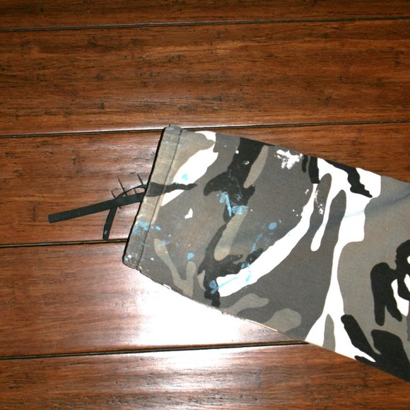 Mens Gray Camo Pants-Excellent Condition but with some "Character." - Picture 5 of 9